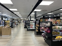 Tax-freessä tehtiin tietysti tuliaisostokset.